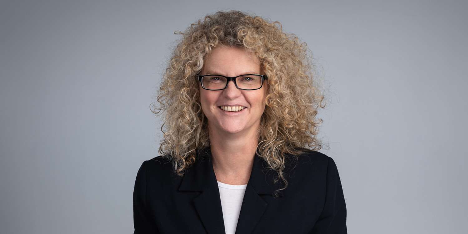 Julie Lewis